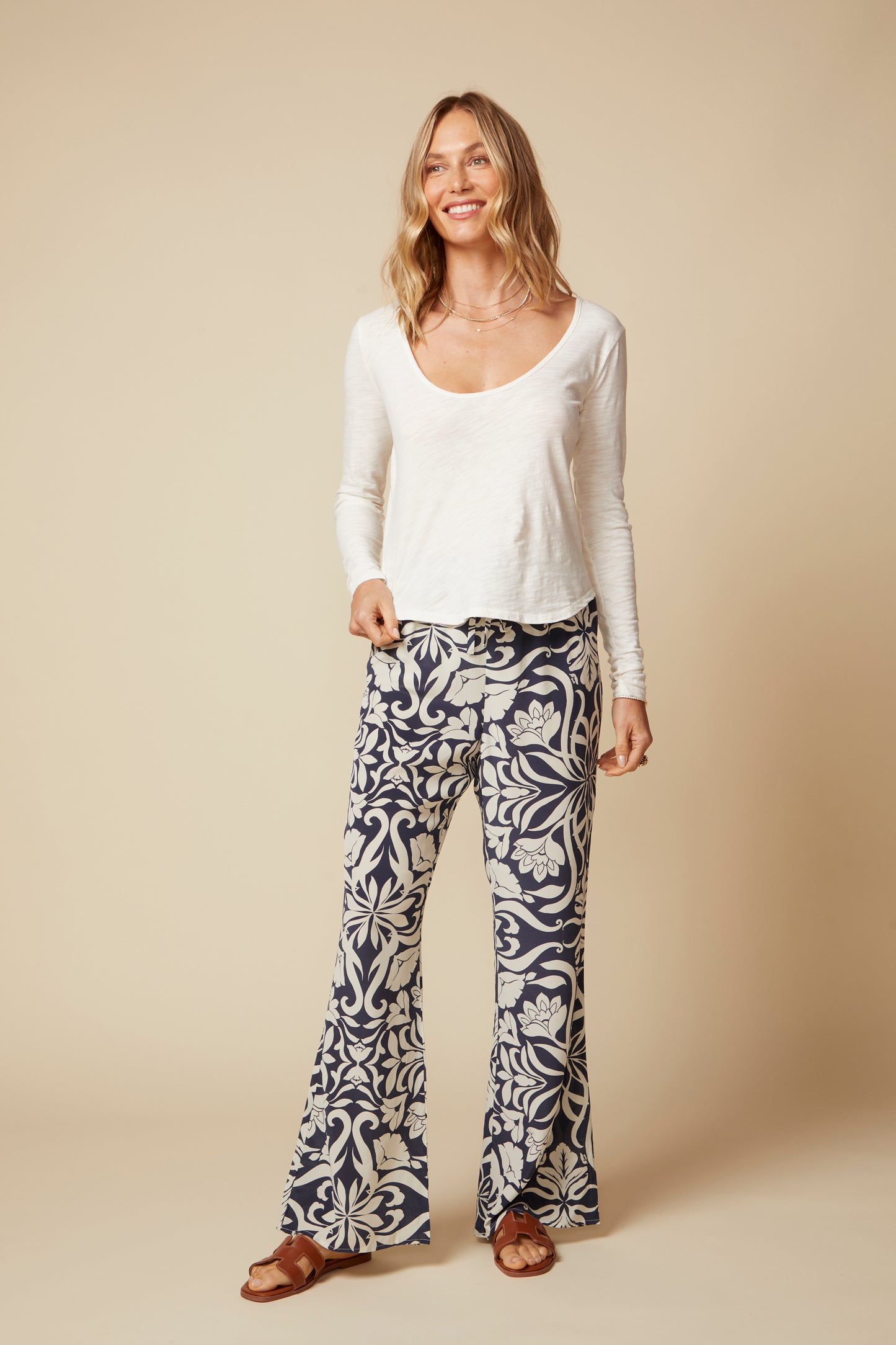 THE AIMEE SILK PANTS IN MONTE CARLO PRINT