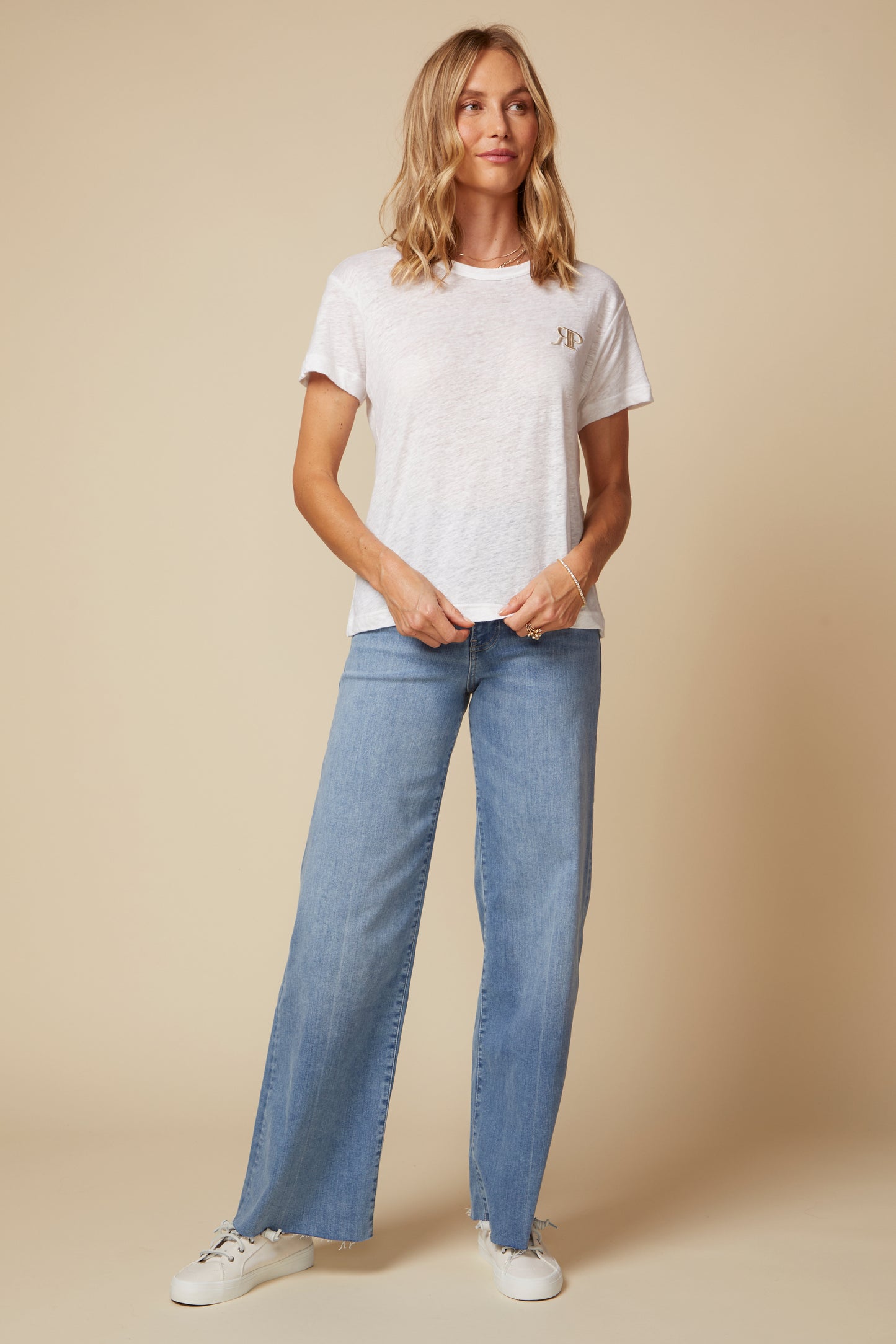 THE LAYLA TEE IN WHITE LINEN JERSEY