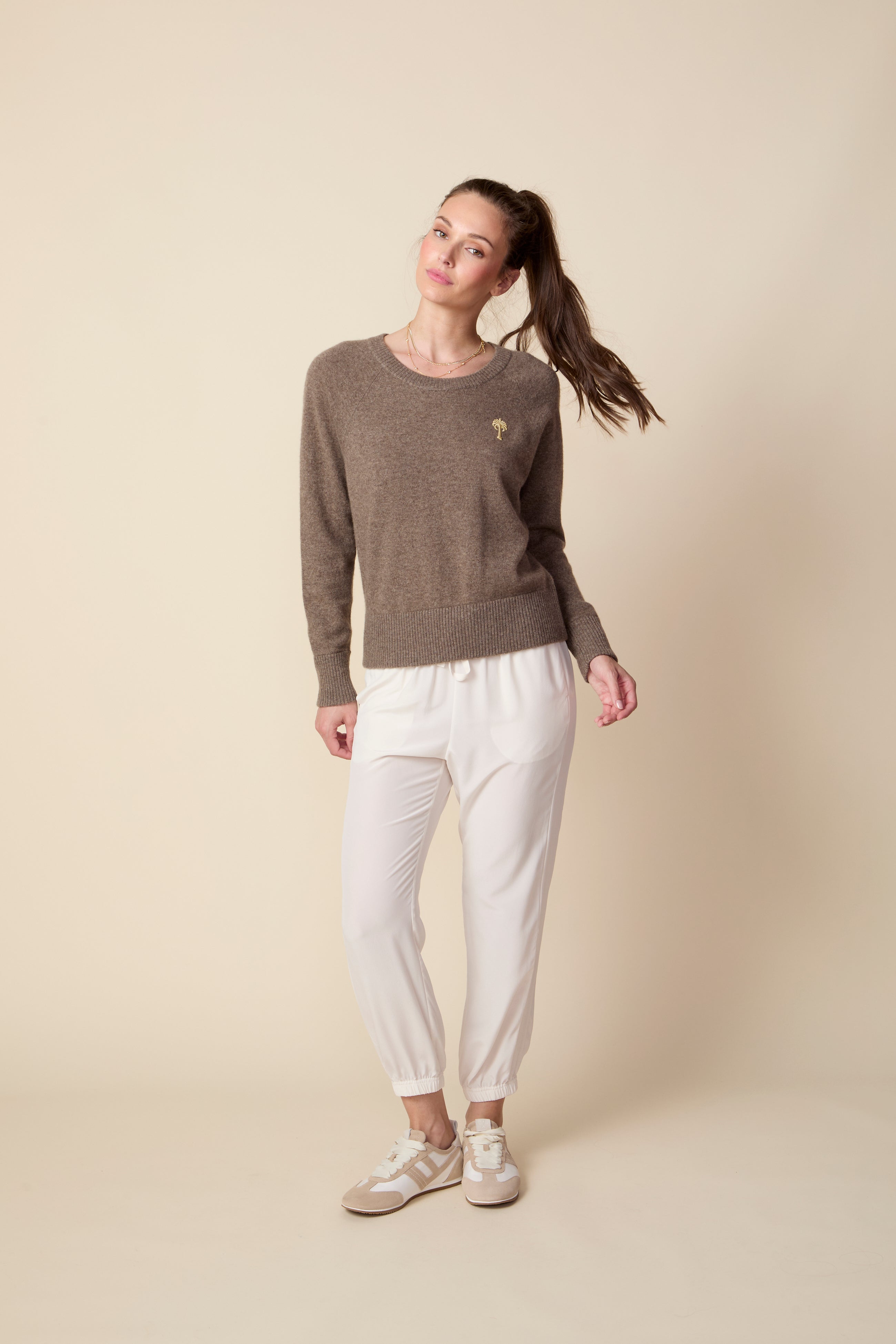 THE PARKER CASHMERE PULLOVER SWEATER IN DARK OATMEAL - ROYAL PALMS love & legacy