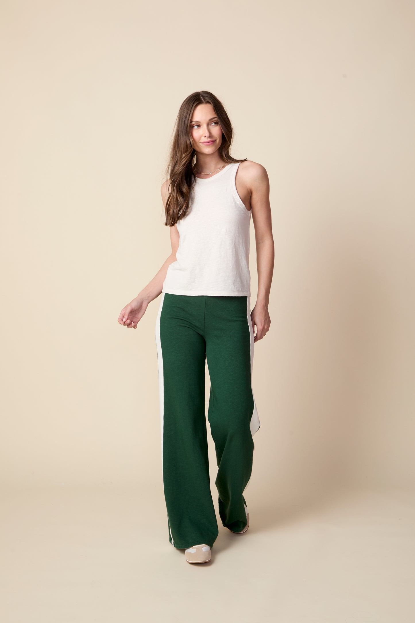 THE KYLE PANT IN PINE NEEDLE GREEN