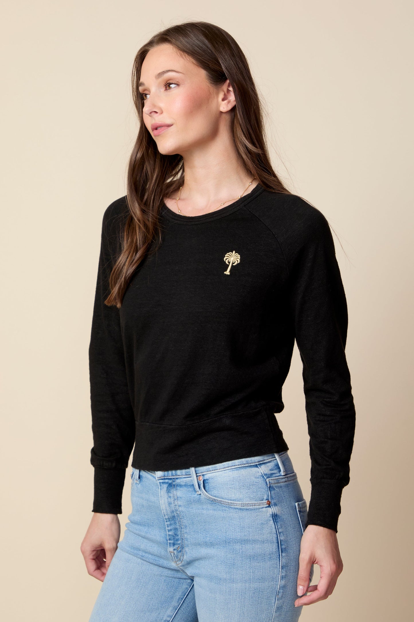 THE ROBBIE LONG SLEEVE RAGLAN TEE IN BLACK