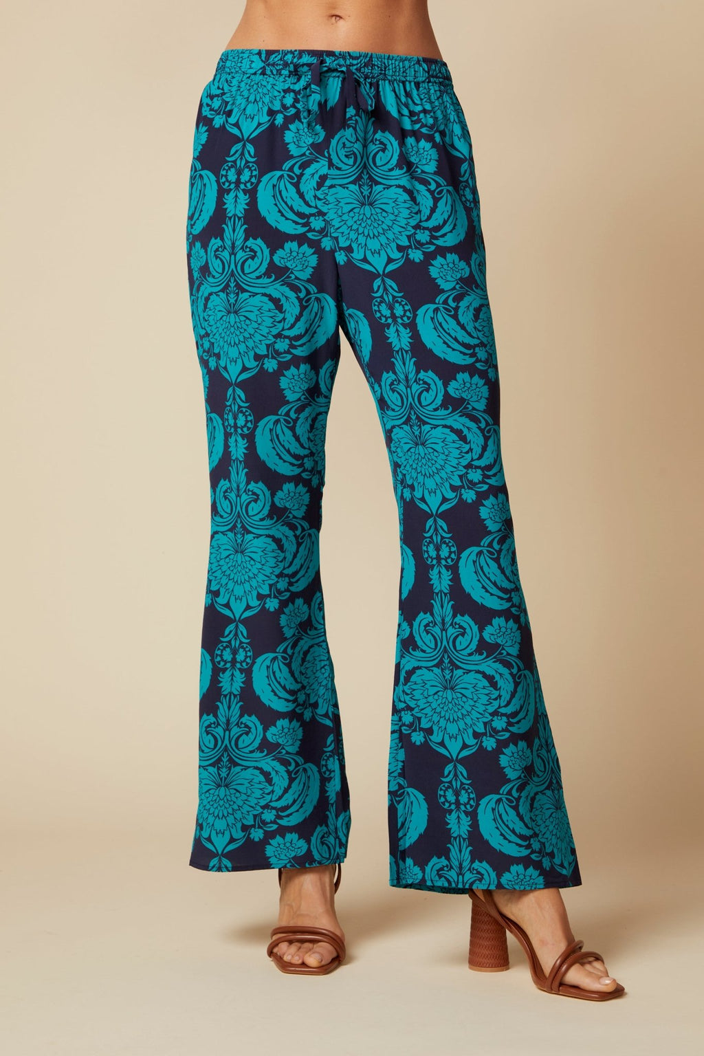 THE AIMEE SILK PANTS IN SAN REMO PRINT - ROYAL PALMS love & legacy