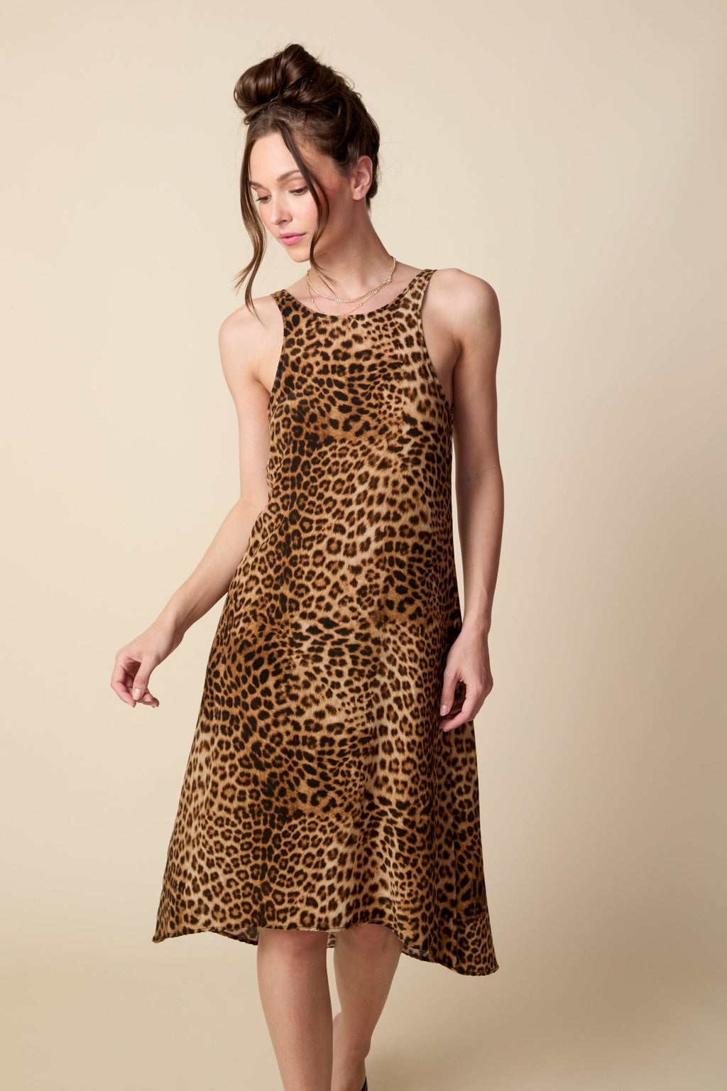 THE AMANDA SILK HI LO MIDI DRESS IN DOLCE VITA ANIMAL PRINT - ROYAL PALMS love & legacy