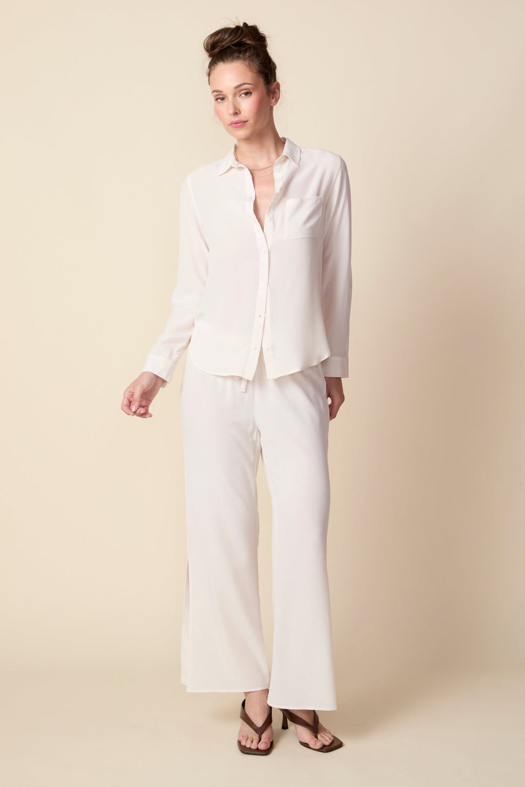THE BARRETT SILK BUTTON DOWN SHIRT IN GARDENIA - ROYAL PALMS love & legacy