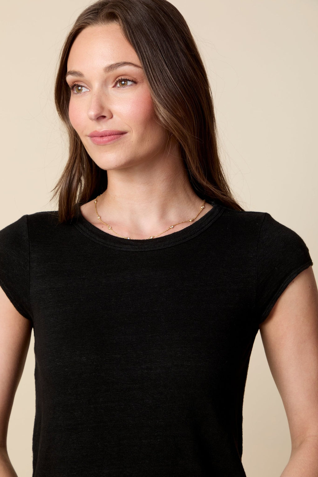 THE BENNETT TEE IN BLACK - ROYAL PALMS love & legacy
