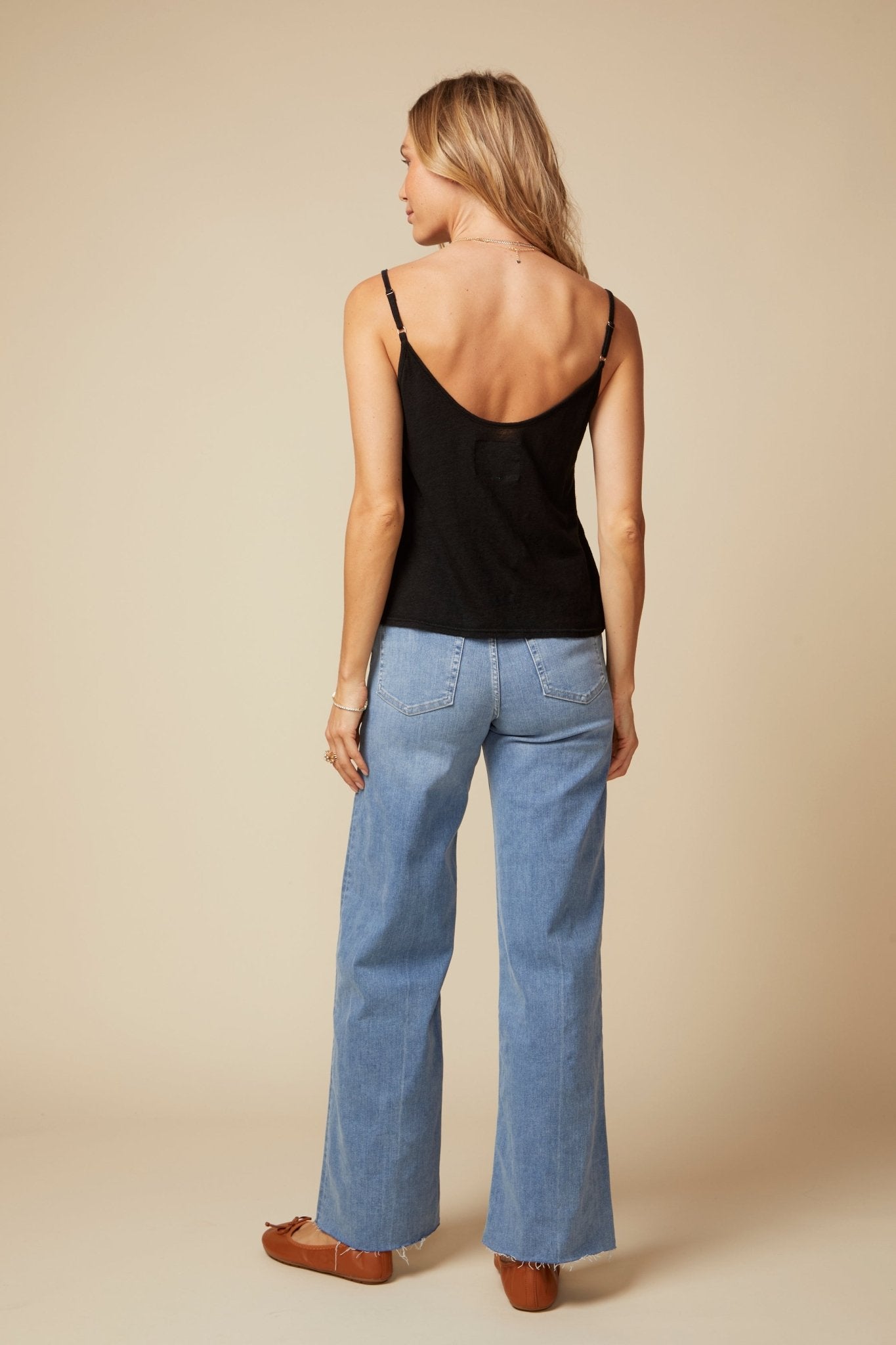 THE JACKIE CAMI IN LINEN IN WASHED BLACK - ROYAL PALMS love & legacy