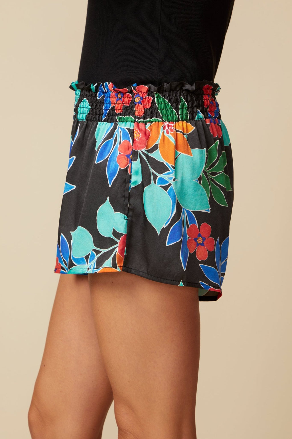 THE JAYNE SILK SHORTS IN CAPRI FLORAL PRINT - ROYAL PALMS love & legacy