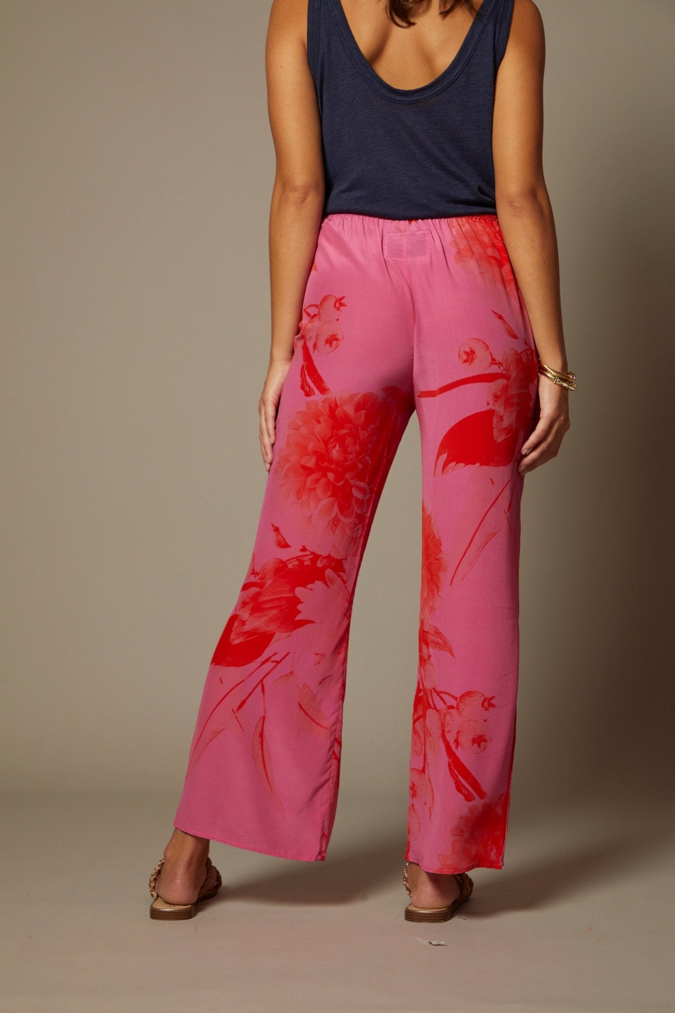 THE KATRINA SILK PANTS IN MARBELLA FLORAL PRINT - ROYAL PALMS love & legacy