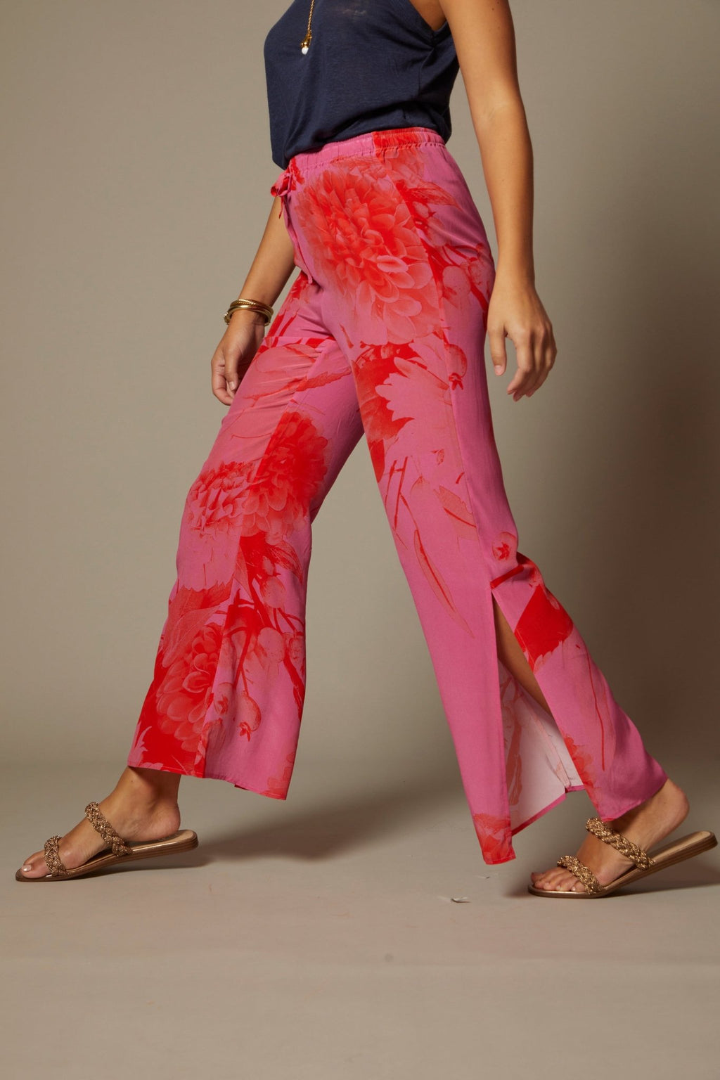 THE KATRINA SILK PANTS IN MARBELLA FLORAL PRINT - ROYAL PALMS love & legacy