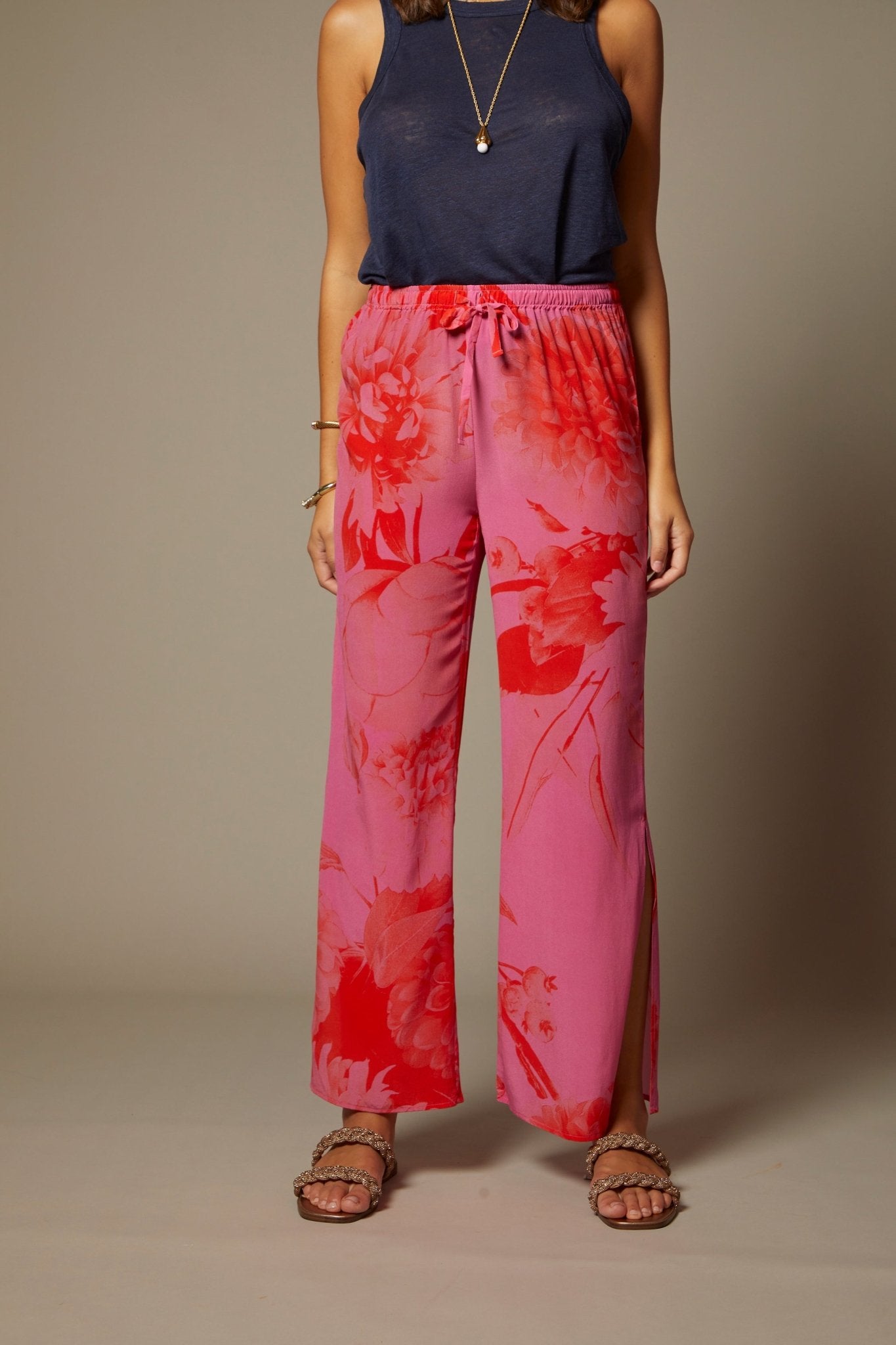 THE KATRINA SILK PANTS IN MARBELLA FLORAL PRINT - ROYAL PALMS love & legacy