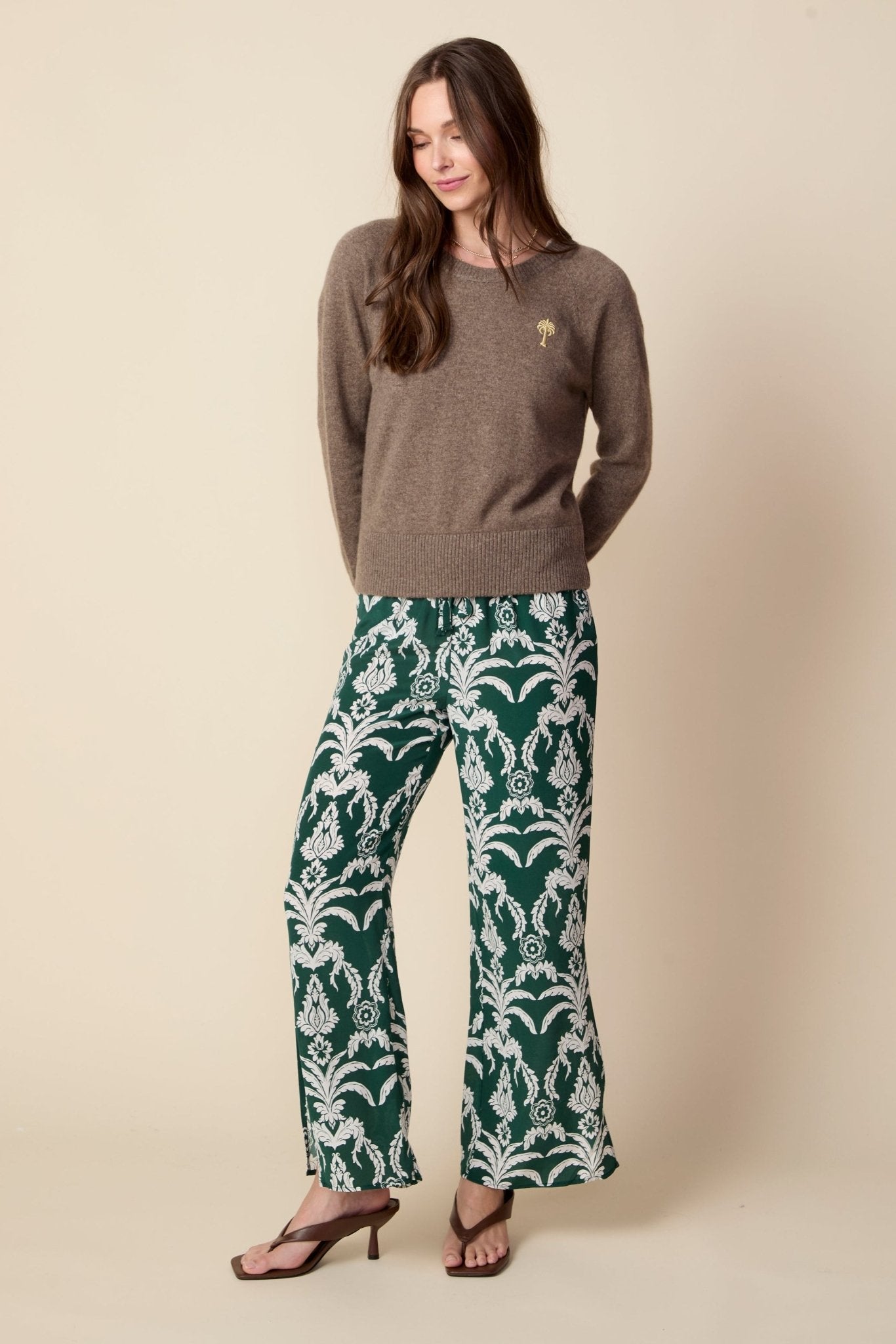 THE KATRINA SILK PANTS IN POLO LOUNGE PALM PRINT - ROYAL PALMS love & legacy