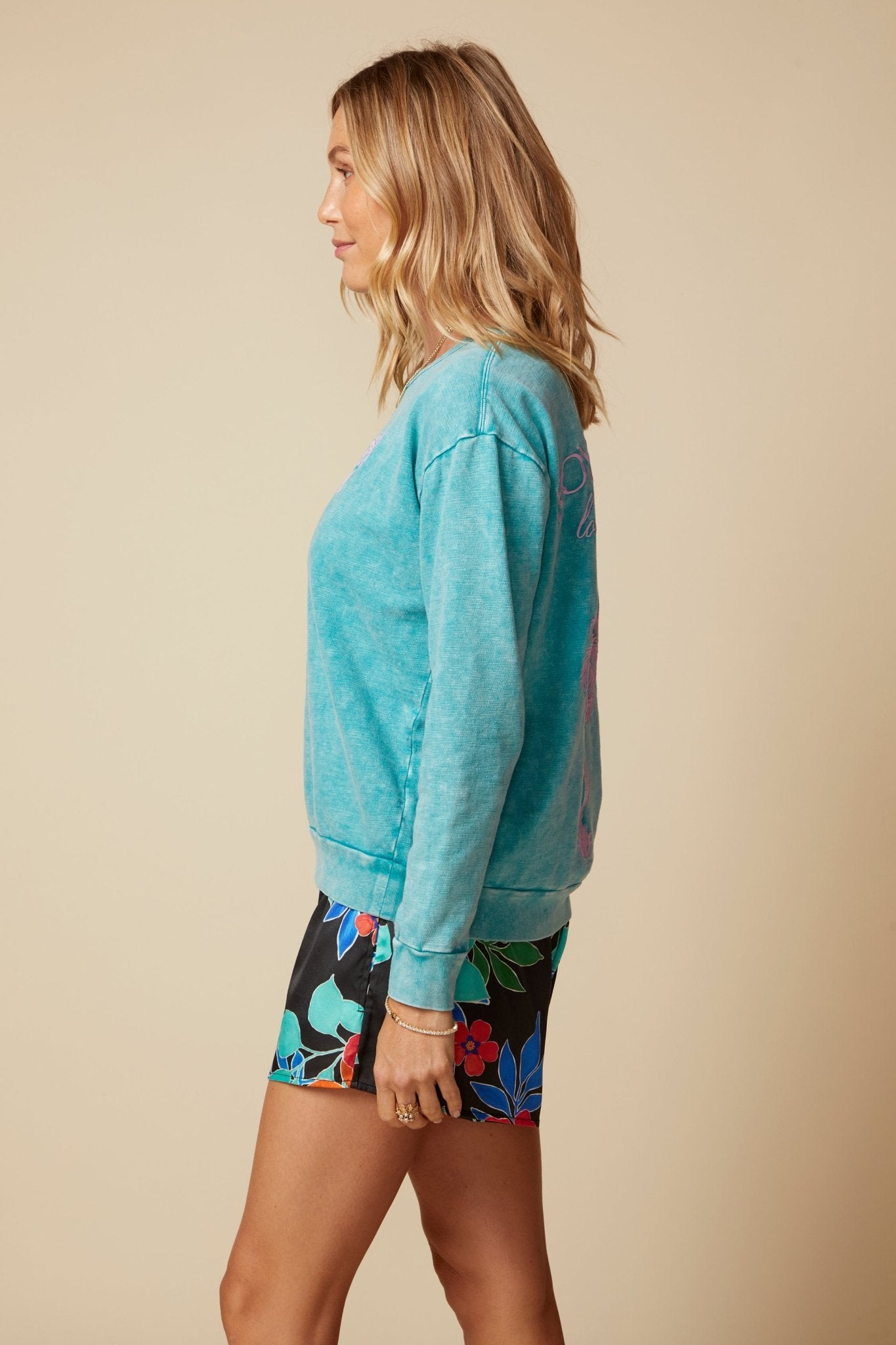 THE MADISON PULLOVER SWEATSHIRT IN COTTON SLUB FRENCH TERRY IN WASHED TEAL - ROYAL PALMS love & legacy