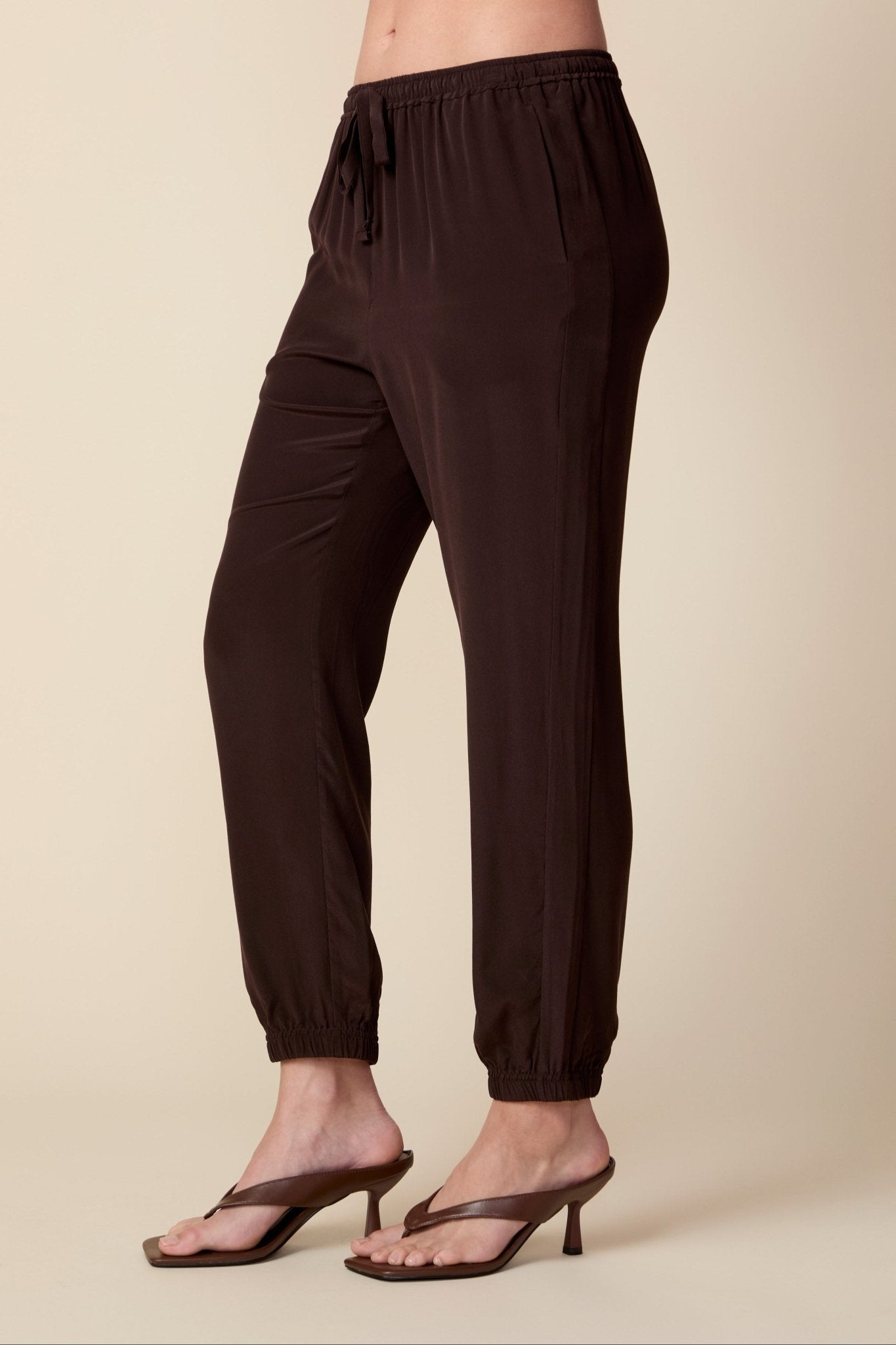 THE OLIVIA SILK JOGGER IN COFFEE BEAN BROWN - ROYAL PALMS love & legacy