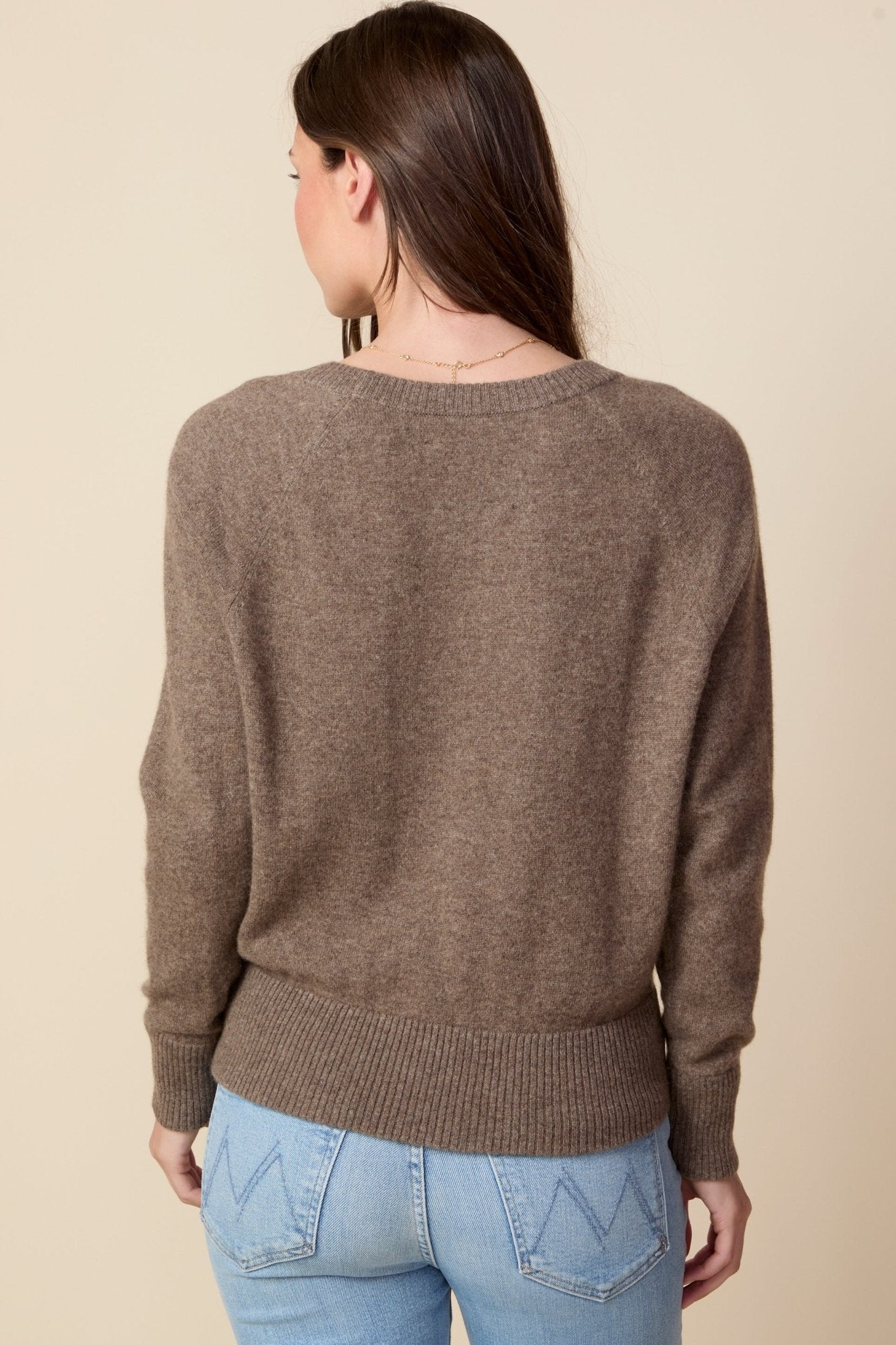 THE PARKER CASHMERE PULLOVER SWEATER IN DARK OATMEAL - ROYAL PALMS love & legacy