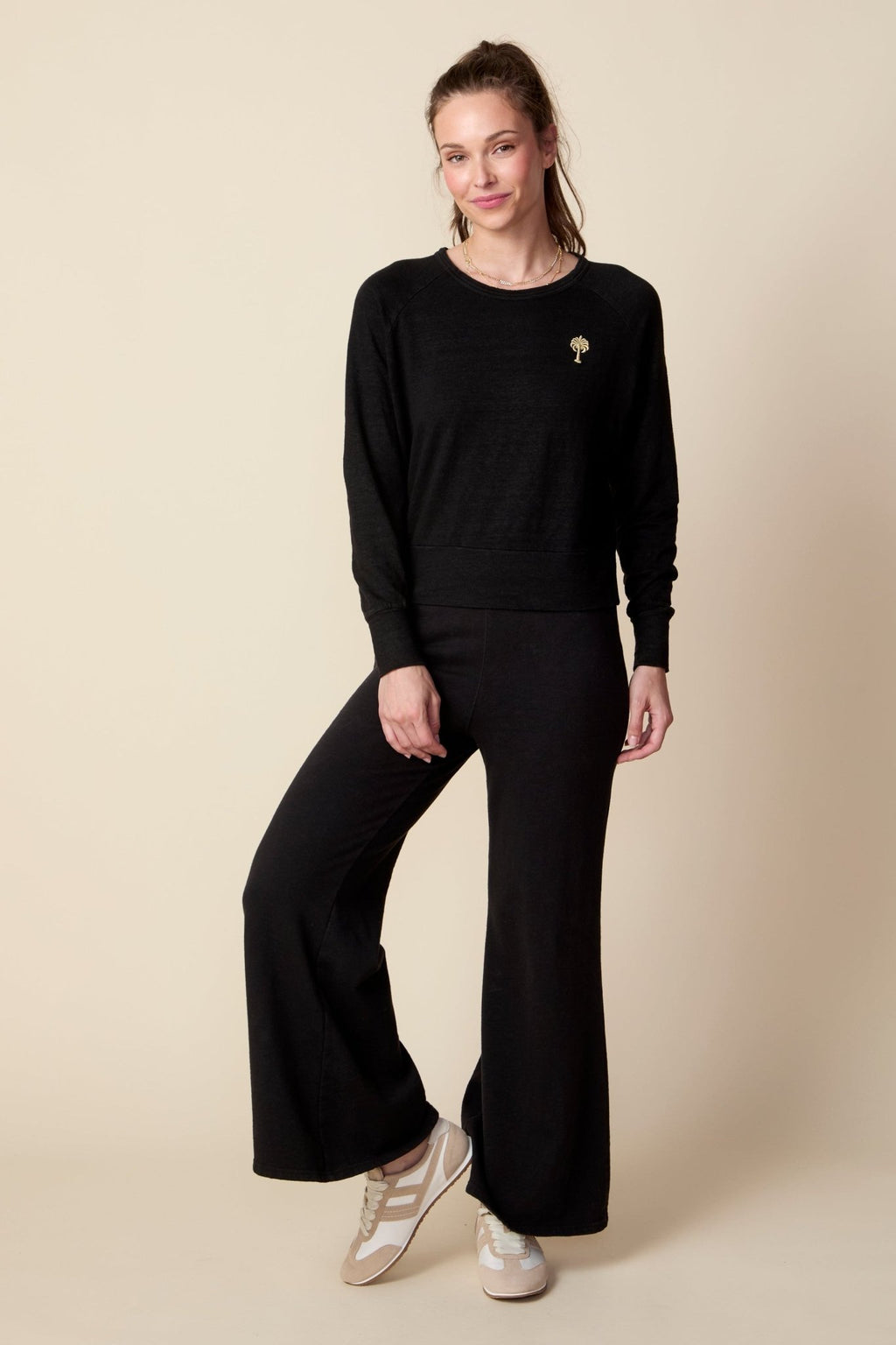 THE ROBBIE LONG SLEEVE RAGLAN TEE IN BLACK - ROYAL PALMS love & legacy