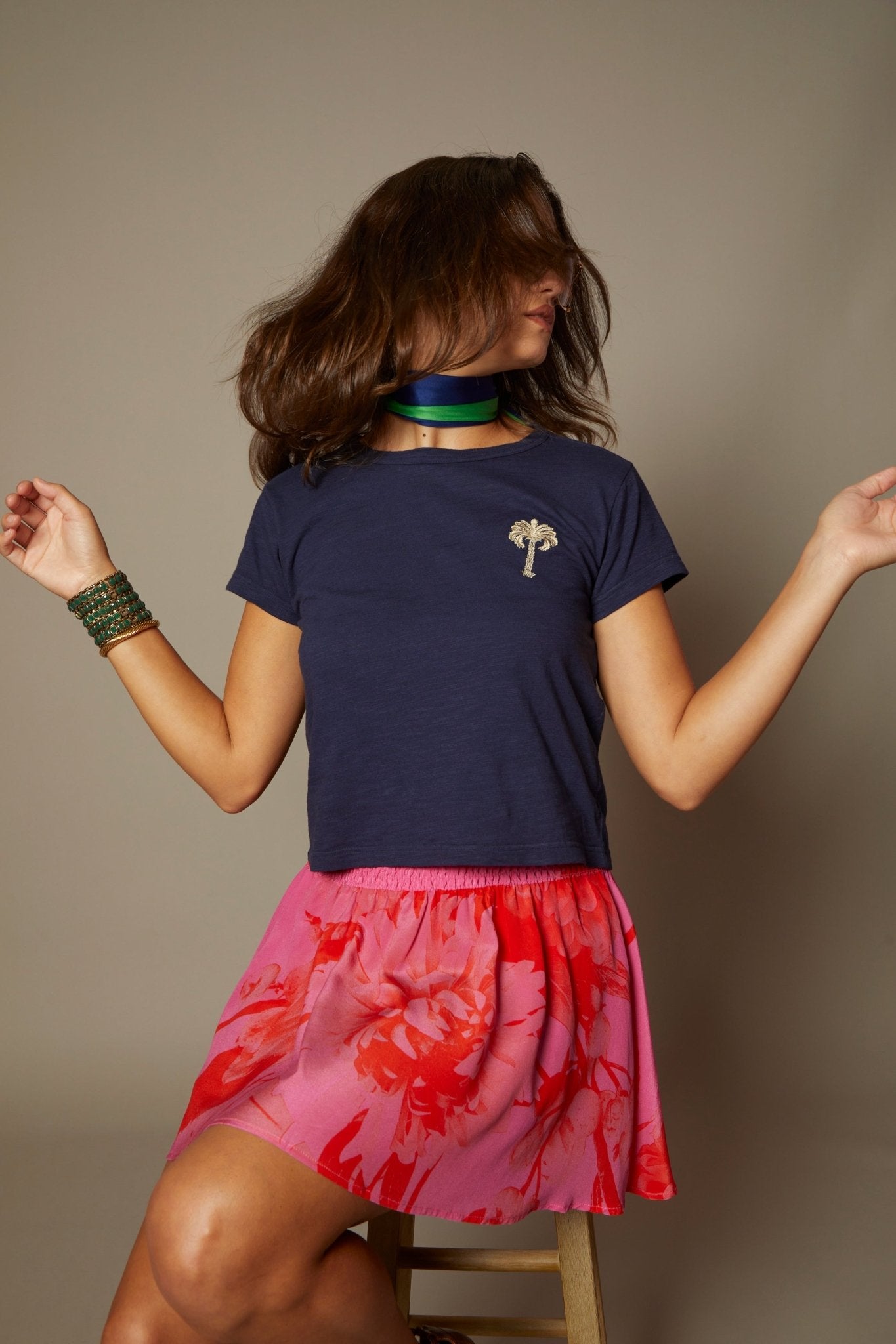THE SIDNEY TEE IN NAVY BLUE - ROYAL PALMS love & legacy